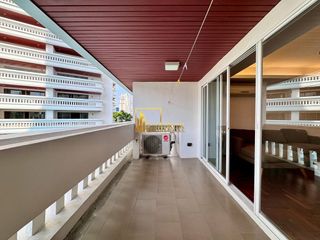 For rent 2 bedrooms apartment in Watthana, Bangkok