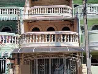 For rent 4 Beds townhouse in Bang Bon, Bangkok