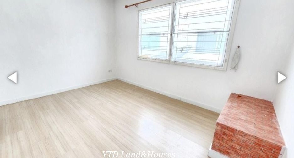 For sale 2 bedrooms townhouse in Bang Phli, Samut Prakan