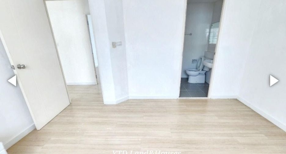For sale 2 bedrooms townhouse in Bang Phli, Samut Prakan