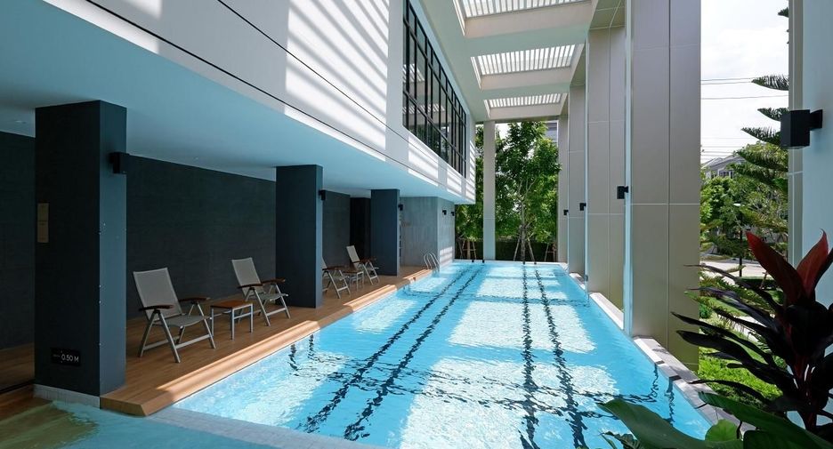 For sale 4 bedrooms house in Suan Luang, Bangkok