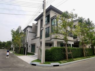 出售 4 卧室 独立屋 在 Suan Luang, 曼谷