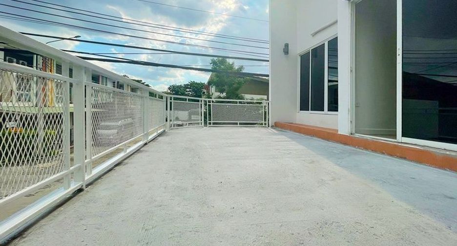 ขาย 3 ห้องนอน ทาวน์เฮ้าส์ ใน บางเขน, กรุงเทพฯ