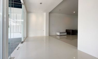 Reihenhaus zum Kauf mit 3 Zimmer in Bang Khen, Bangkok