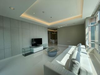 For rent 3 ベッドルーム condo in Pathum Wan, Bangkok