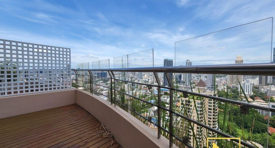 For rent 4 Beds serviced apartment in Sathon, Bangkok