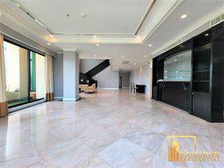 For rent 4 bed serviced apartment in Sathon, Bangkok