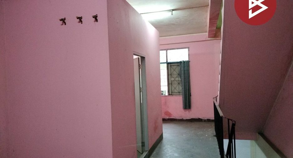 ขาย 2 เตียง พื้นที่ค้าปลีก ใน บ้านบึง, ชลบุรี