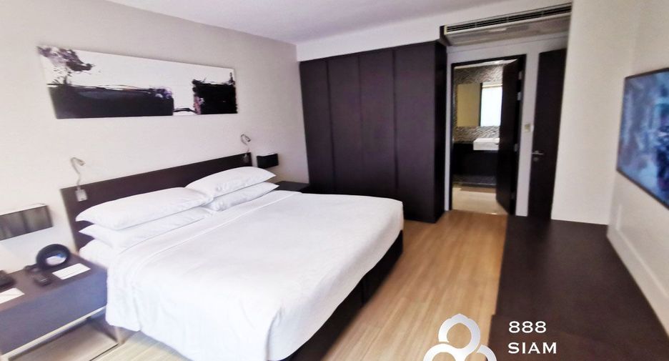 Apartamento con servicios en alquiler de 1 habitaciones en Khlong Toei, Bangkok