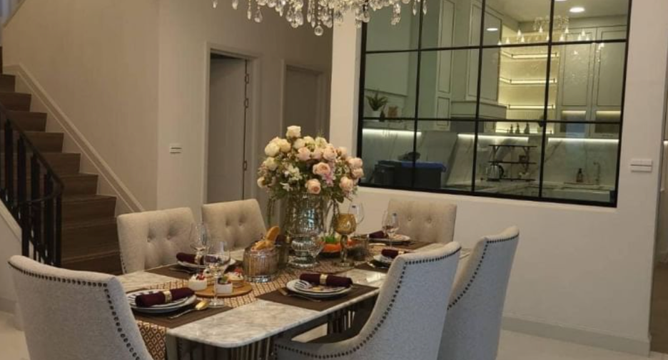 For rent 4 bedrooms house in Saphan Sung, Bangkok