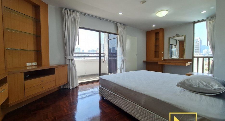 For rent 2 bedrooms apartment in Watthana, Bangkok