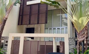 For sale 3 bedrooms townhouse in Yan Nawa, Bangkok