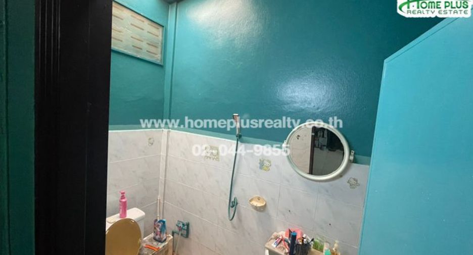 Reihenhaus zum Kauf mit 2 Zimmer in Bang Kruai, Nonthaburi