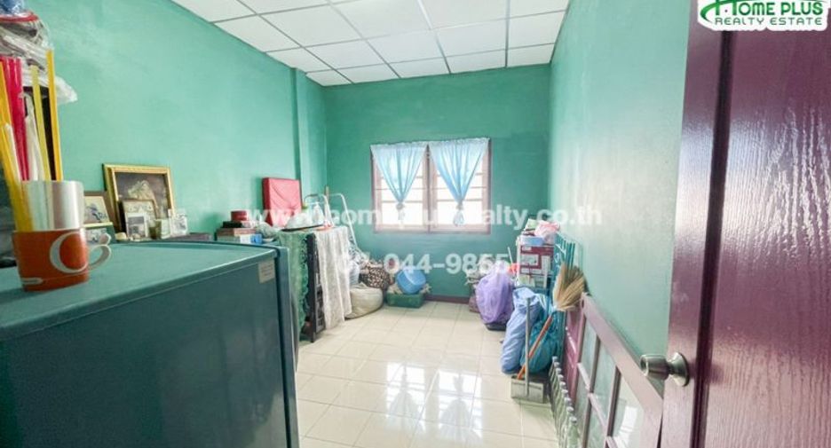 Reihenhaus zum Kauf mit 2 Zimmer in Bang Kruai, Nonthaburi