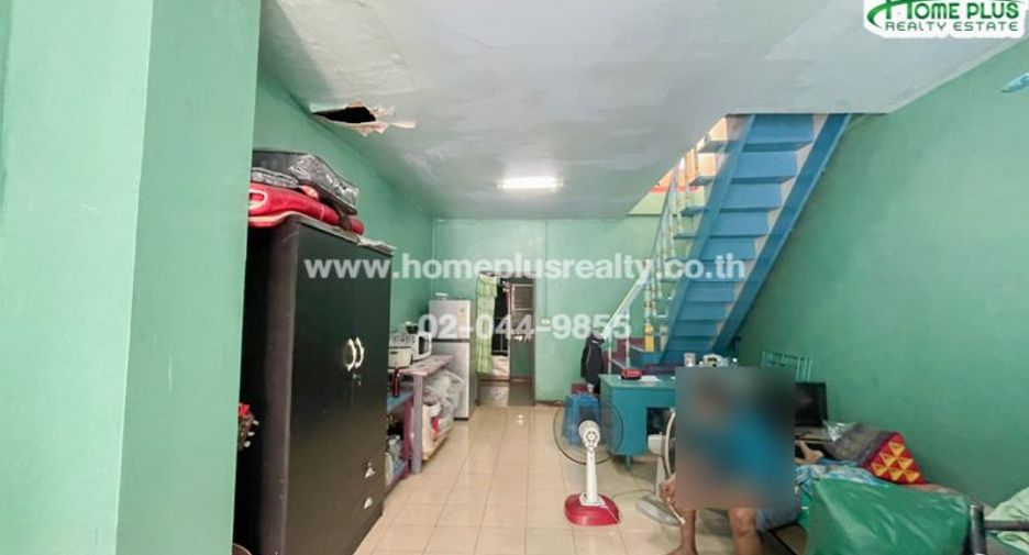 Reihenhaus zum Kauf mit 2 Zimmer in Bang Kruai, Nonthaburi