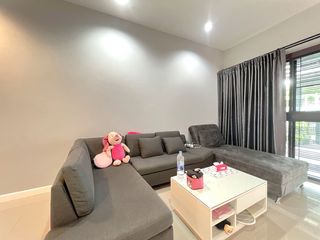 For sale 4 bed townhouse in Mueang Krabi, Krabi