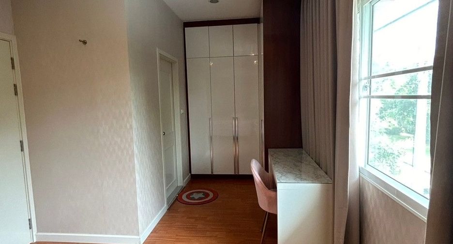 Casa en alquiler de 3 habitaciones en Mueang Pathum Thani, Pathum Thani