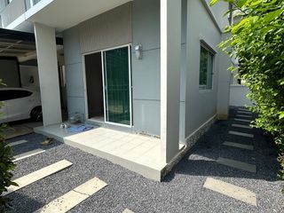 For rent 3 bed house in Mueang Pathum Thani, Pathum Thani