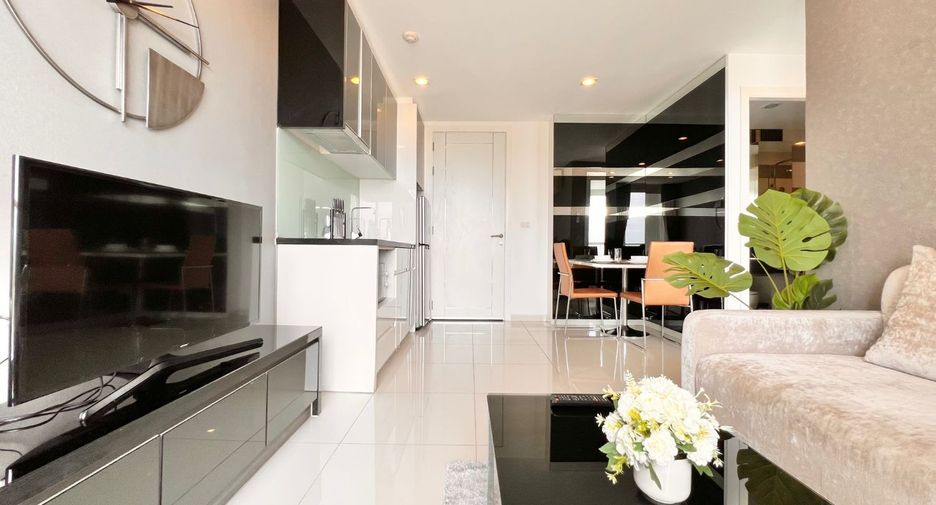 For rent 1 bed condo in Bang Lamung, Chonburi