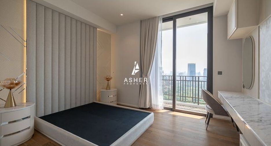 Wohnung zur Miete und zum Kauf mit 4 Zimmer in Pathum Wan, Bangkok