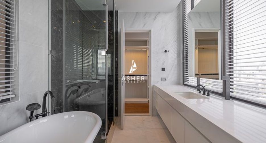 Wohnung zur Miete und zum Kauf mit 4 Zimmer in Pathum Wan, Bangkok