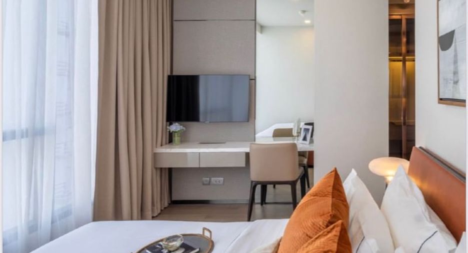 For rent 2 bedrooms condo in Khlong Toei, Bangkok