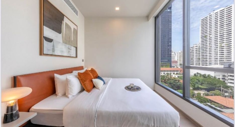 For rent 2 bedrooms condo in Khlong Toei, Bangkok