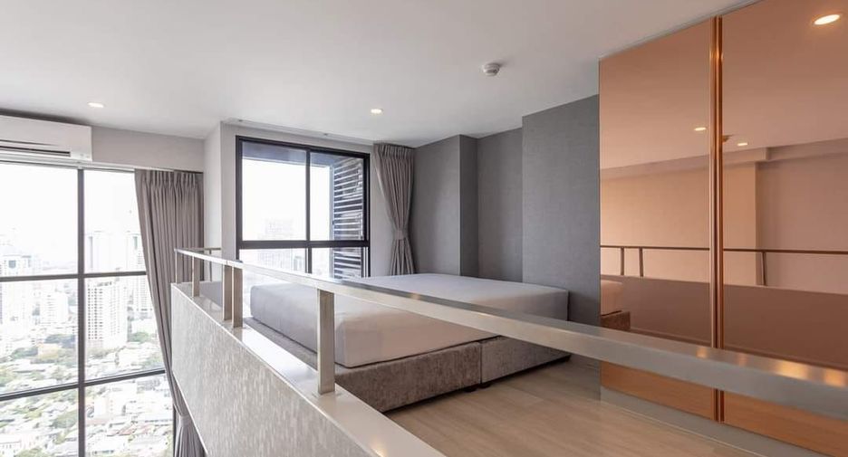 For rent and for sale 1 bed condo in Sathon, Bangkok