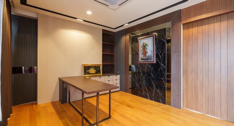 For sale 4 bedrooms house in Prawet, Bangkok