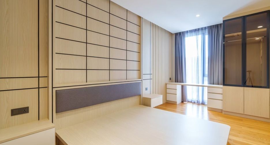 For sale 4 bedrooms house in Prawet, Bangkok