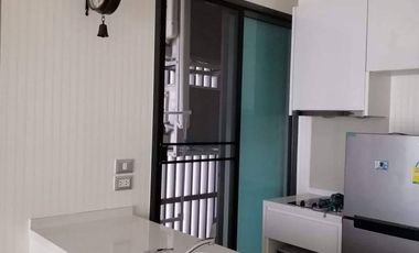 For sale 1 bed condo in Khlong Toei, Bangkok