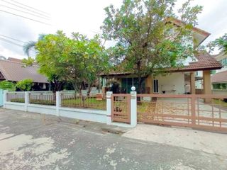 出租 和 出售 3 卧室 独立屋 在 Si Racha, Chon Buri