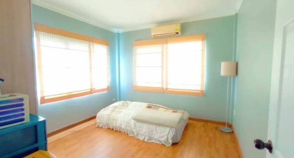 For rent and for sale 3 bedrooms house in Si Racha, Chonburi