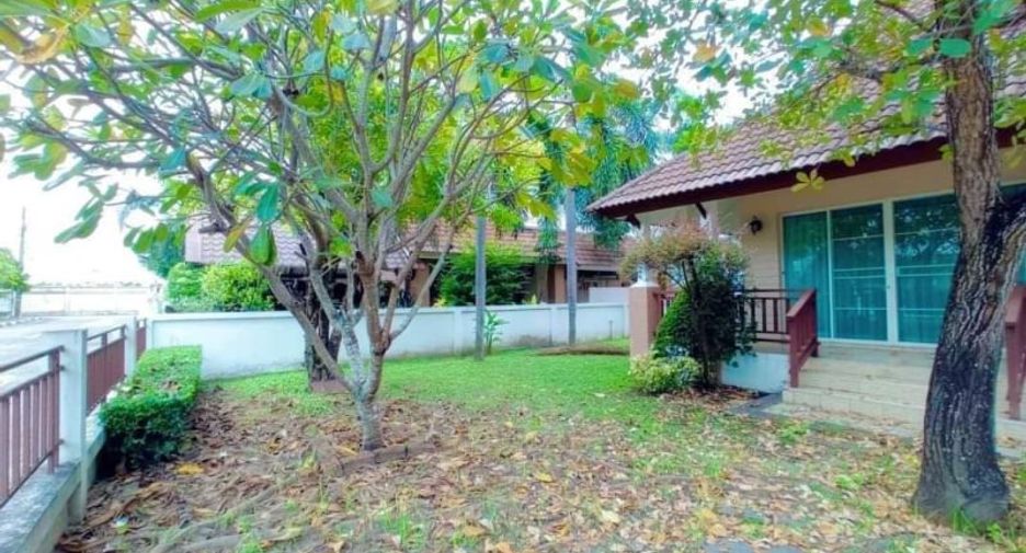 For rent and for sale 3 bedrooms house in Si Racha, Chonburi