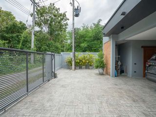 Villa en venta de 3 habitaciones en Hang Dong, Chiang Mai
