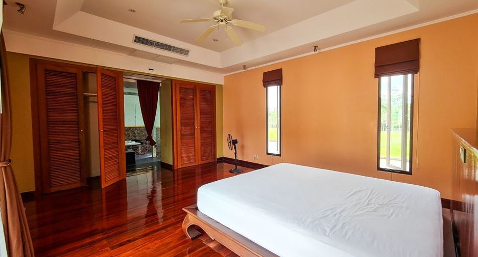 For rent 7 bedrooms villa in Thalang, Phuket