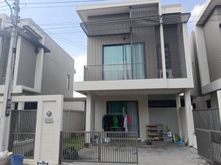 For rent and for sale 3 bed townhouse in Sam Phran, Nakhon Pathom