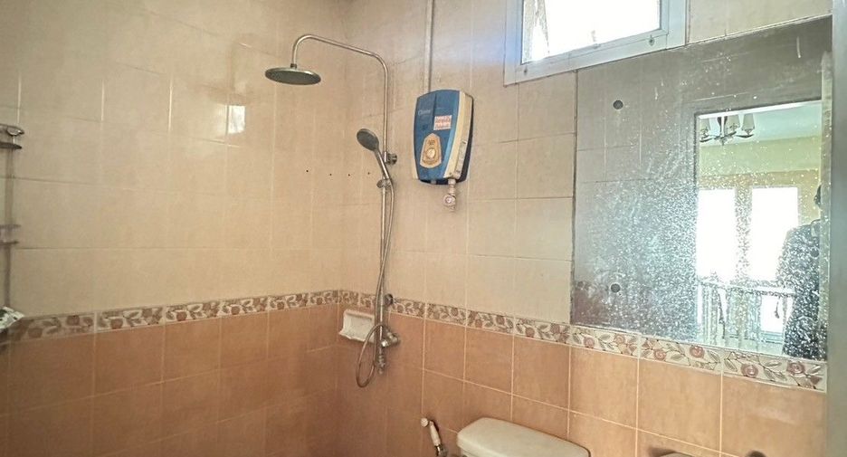 For sale studio house in Mueang Pathum Thani, Pathum Thani