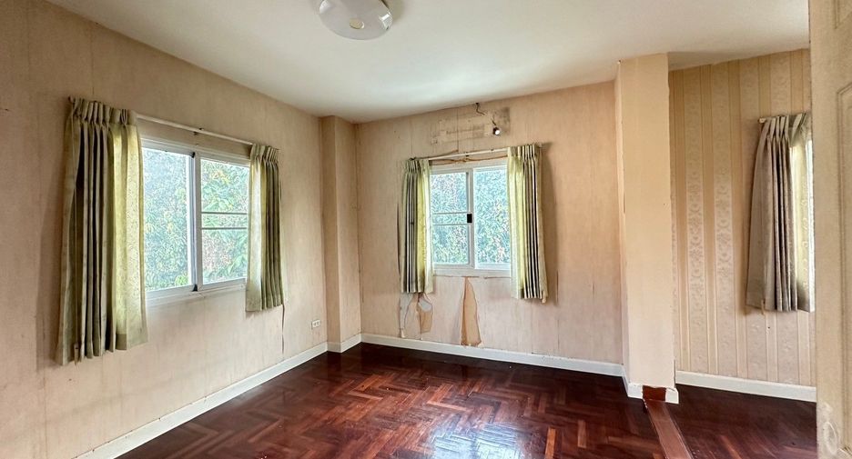 For sale studio house in Mueang Pathum Thani, Pathum Thani