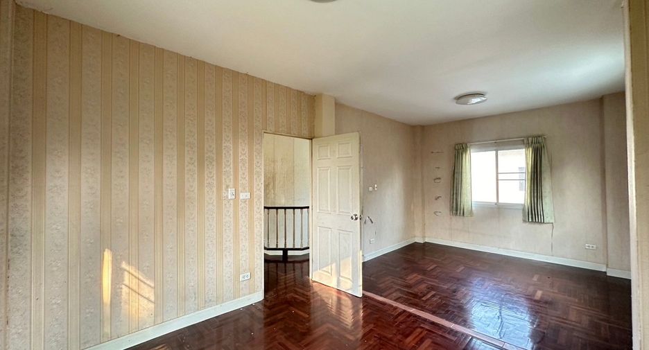 For sale studio house in Mueang Pathum Thani, Pathum Thani