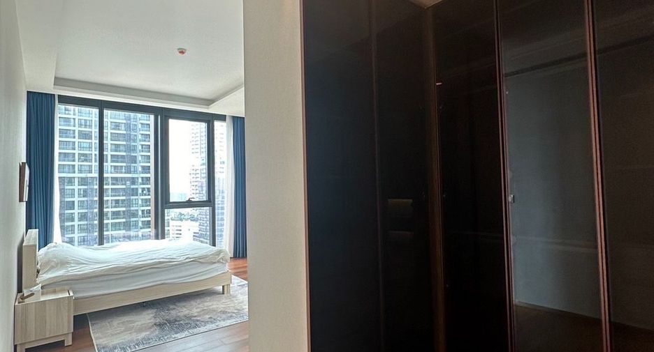 Condo en alquiler de 2 habitaciones en Khlong Toei, Bangkok