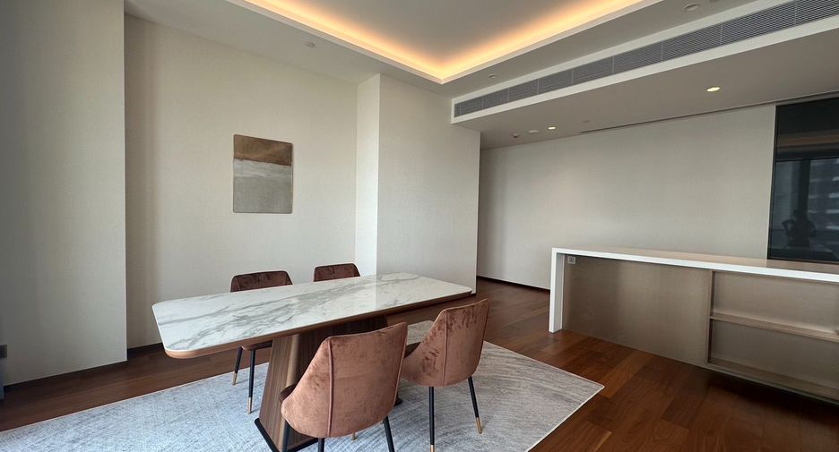 Condo en alquiler de 2 habitaciones en Khlong Toei, Bangkok