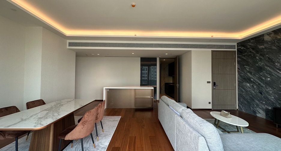 Condo en alquiler de 2 habitaciones en Khlong Toei, Bangkok