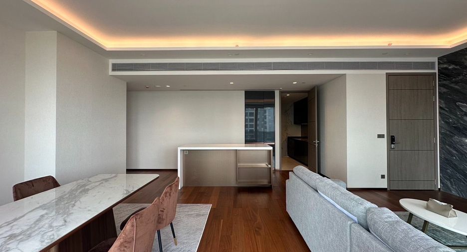 Condo en alquiler de 2 habitaciones en Khlong Toei, Bangkok