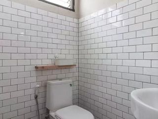Аренда 3 спальни таунхаус в Сатхон, Бангкок
