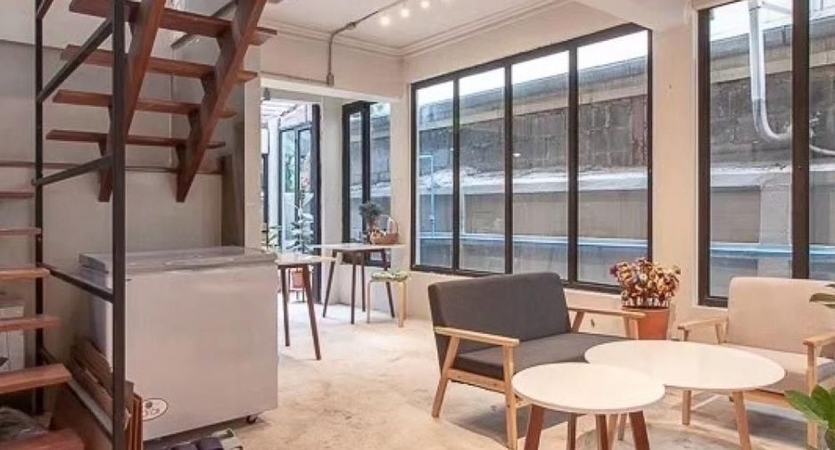 Reihenhaus zur Miete mit 3 Zimmer in Sathon, Bangkok