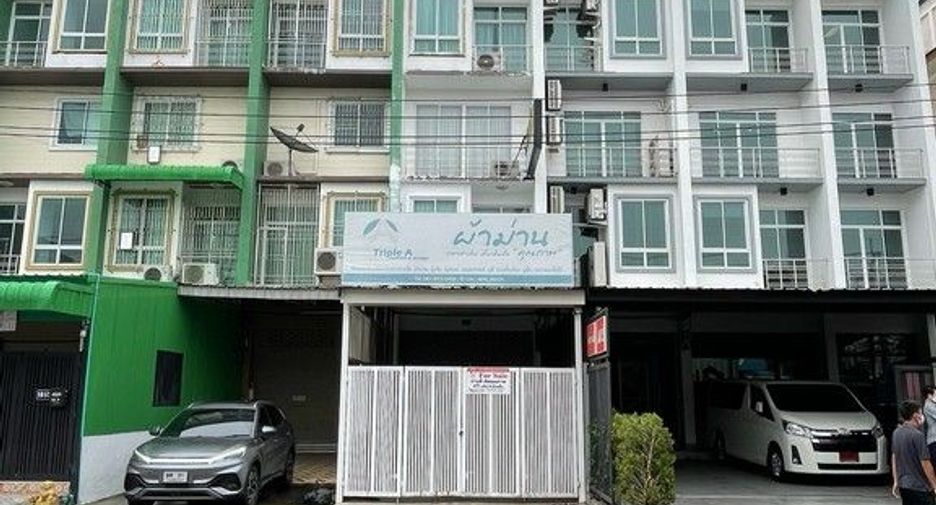 For sale 3 bed retail Space in Bang Kruai, Nonthaburi