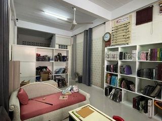 À vendre 3 chambres local commercial à Bang Kruai, Nonthaburi