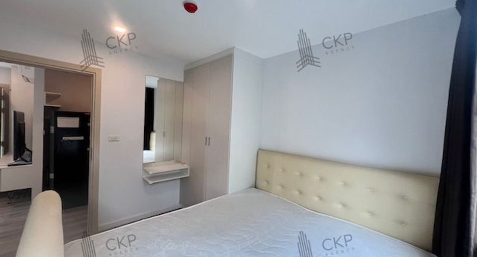 For sale 1 bed condo in Mueang Samut Prakan, Samut Prakan