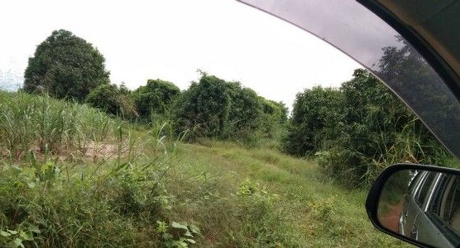 For sale land in Ban Rai, Uthai Thani